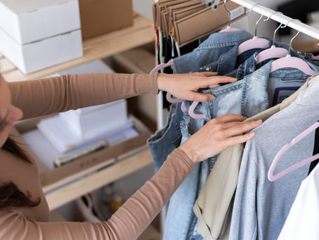 Brechó com propósito: Evento solidário da Associação Pandorga oferece peças acessíveis e apoio à causa autista