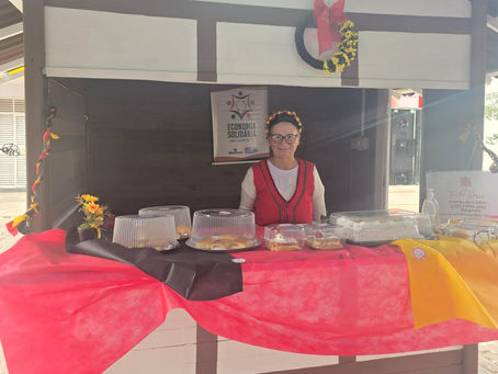 Tradição mantida: casinhas estilo Enxaimel já estão em funcionamento na Rua Grande