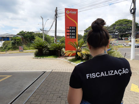 Procon-SL notifica todos os postos da cidade pelo aumento sem justificativa do preço da gasolina