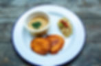 AKARA WITH WHITE AND BROWN CRAB