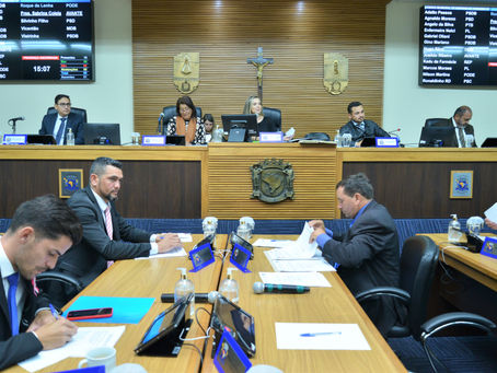 Vereadores de Santana de Parnaíba aprovam dois projetos de lei durante a 33ª Sessão Ordinária