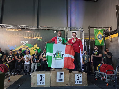 Osasquense é tetracampeão de Bench Press