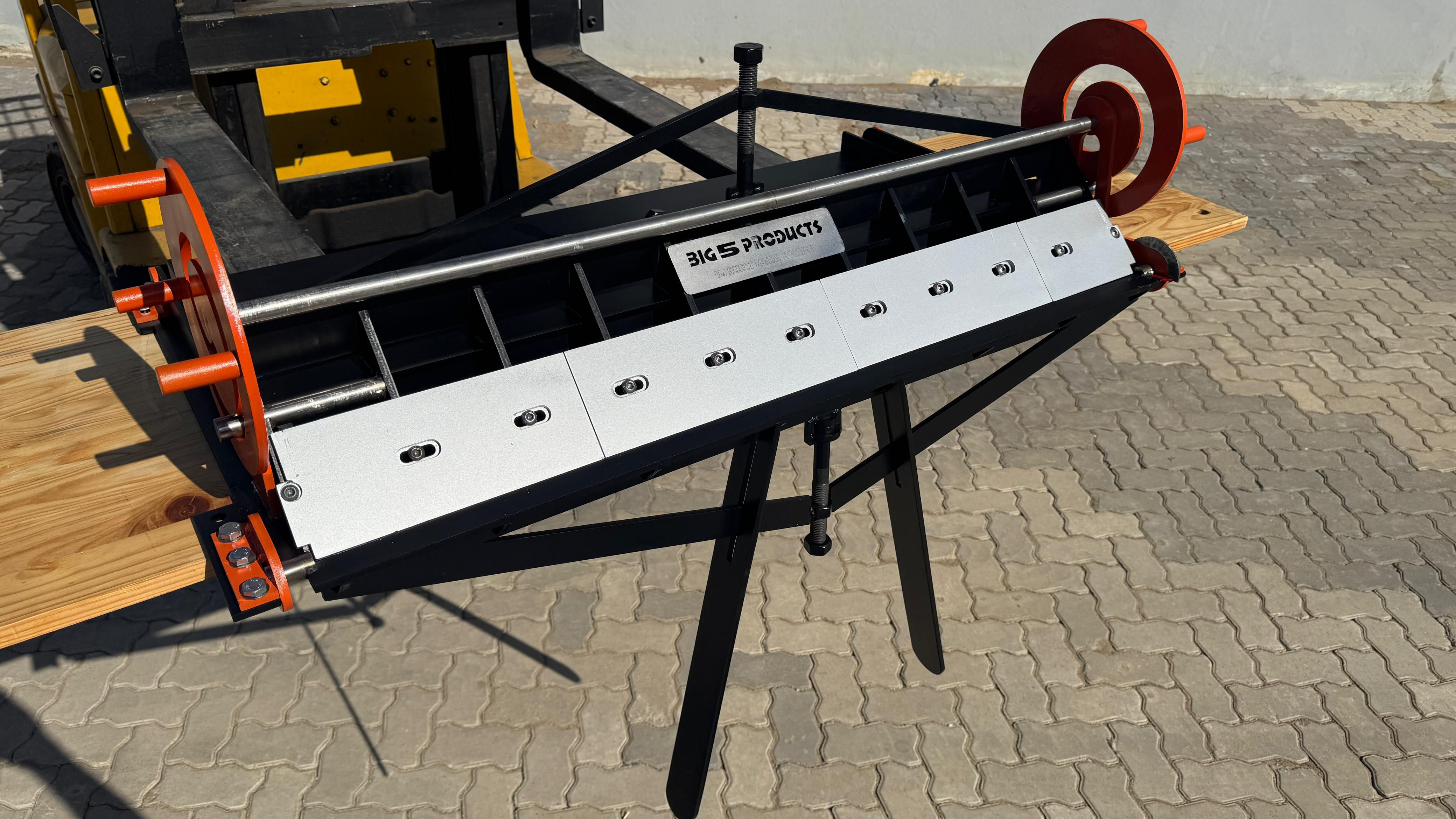 1m Sheet metal bender