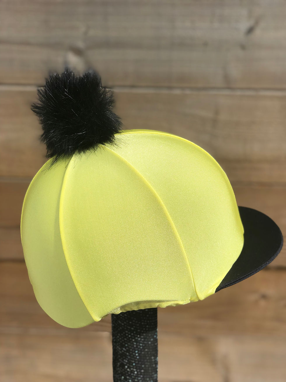 Thumbnail: Yellow daffodils black peak 