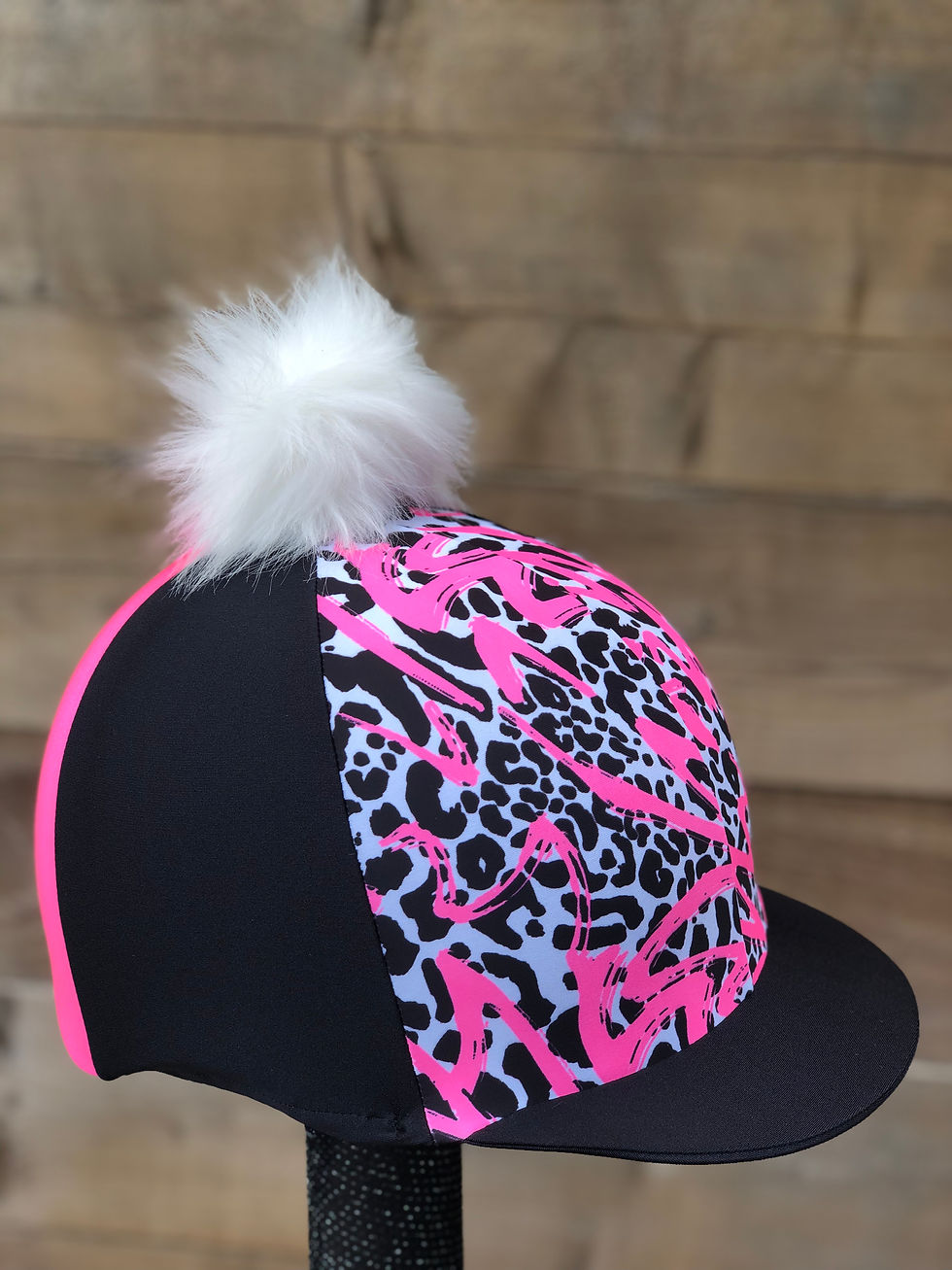 Thumbnail: Animal graffiti pink black 
