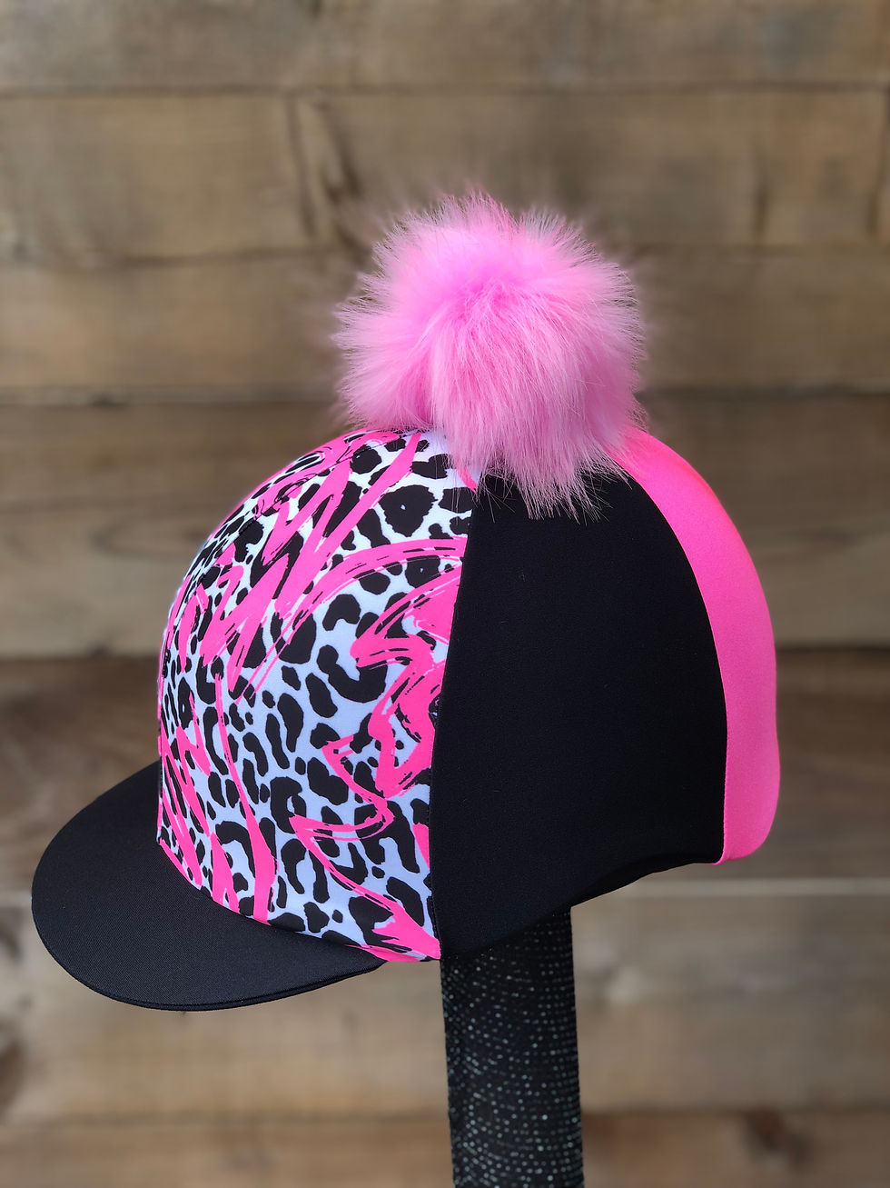 Thumbnail: Animal graffiti pink black 