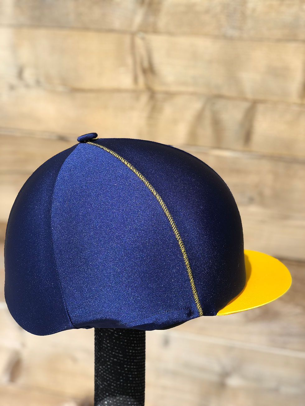Thumbnail: Navy Yellow detail 