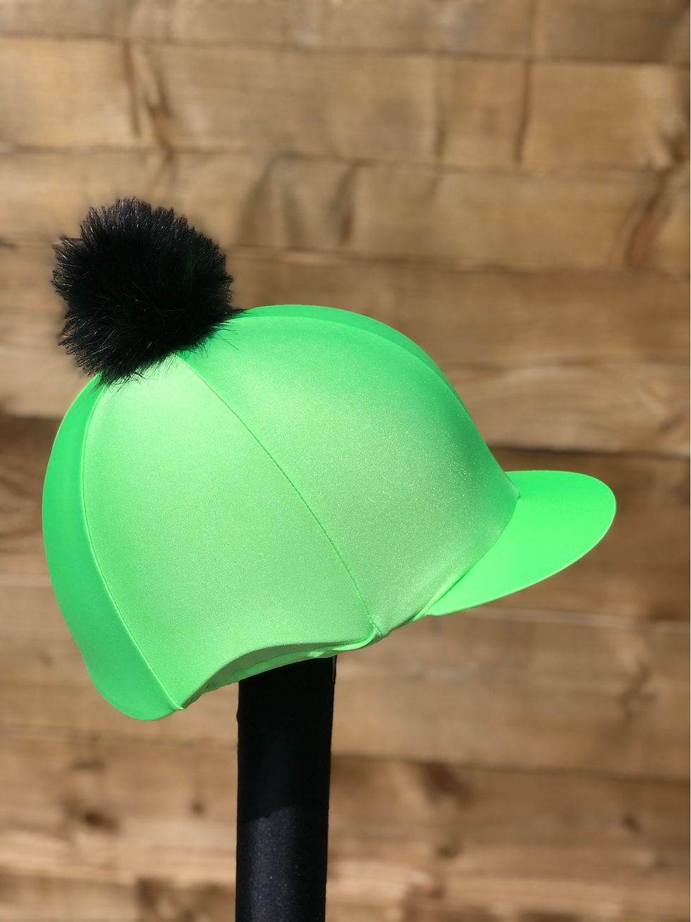 Thumbnail: Fluorescent green 