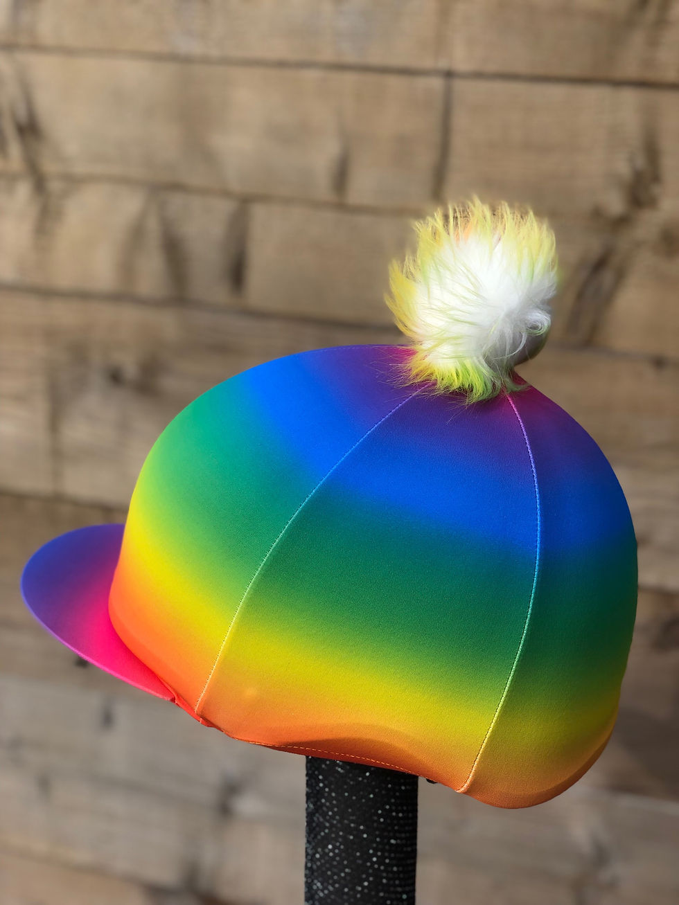 Thumbnail: Rainbow hat silk rainbow Pom 