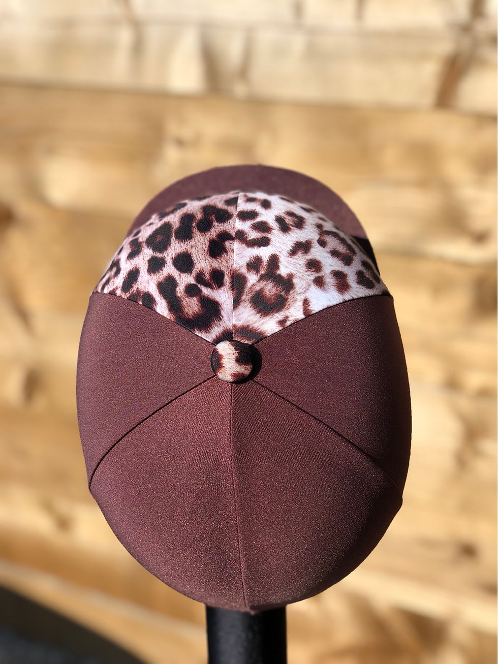 Thumbnail: Chocolate Leopard button 