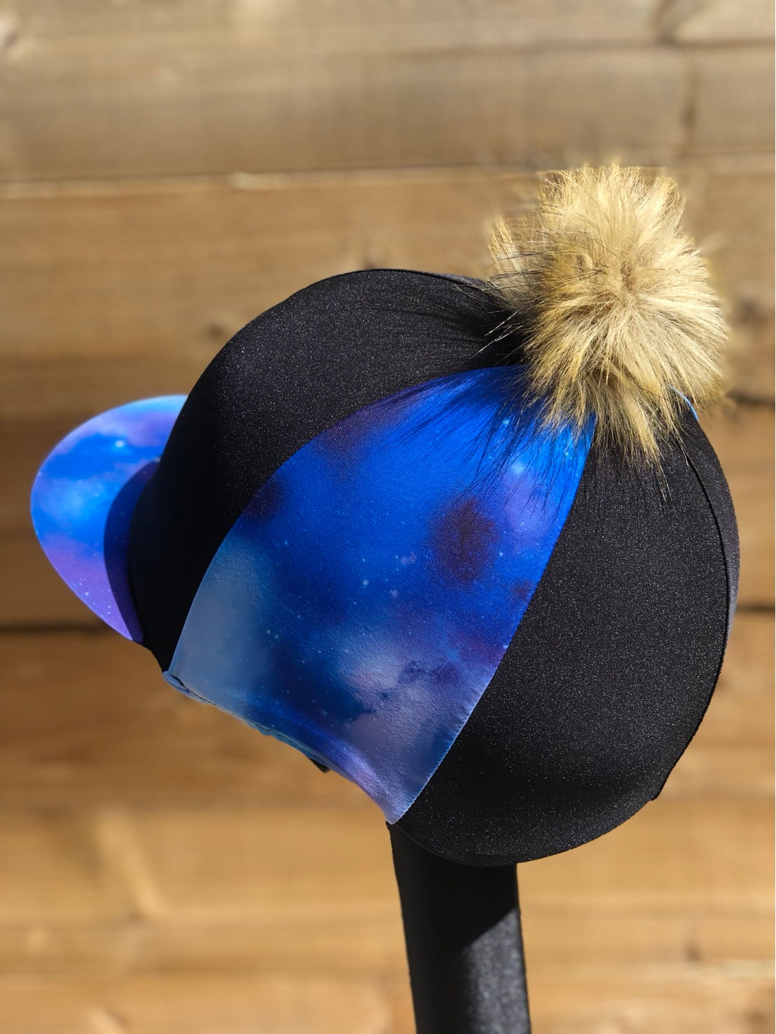 Space  peak black  base 