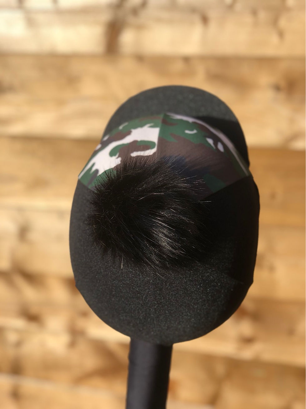 Thumbnail: Camouflage fur Pom 