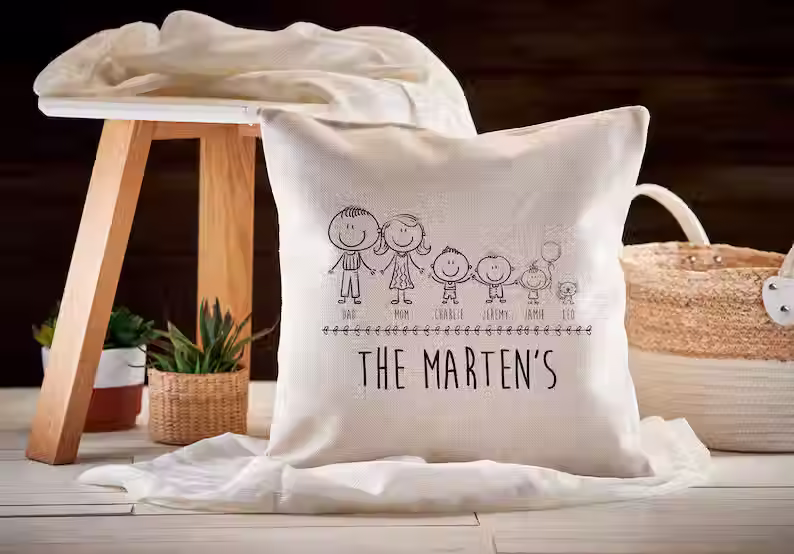 Miniature : Housse de coussin florale personnalisée avec initiales - Coussin avec nom personnalisé