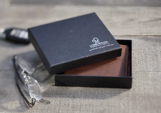 Thumbnail: Personalized Crazy Horse Cowhide Leather Wallet