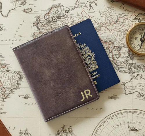 Cadeau Plus Porte Passeport Personnalisé - Voyager Est Ma