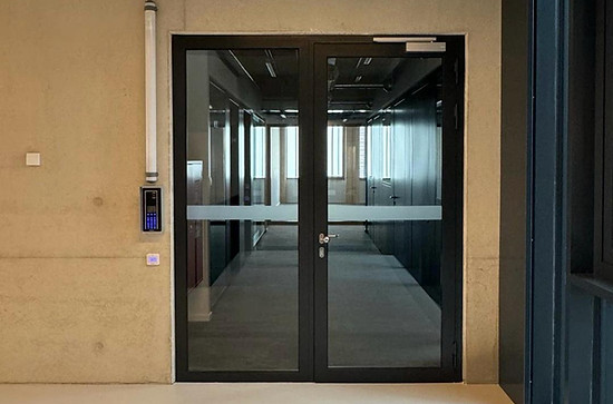 emt-porte-vitree-1