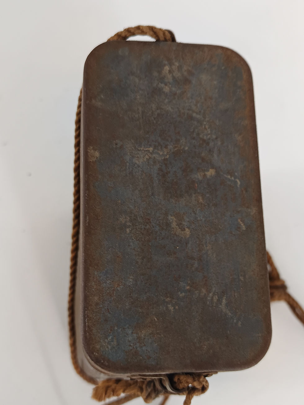 Miniature : 1305.50 boite  pour masque a gaz M2