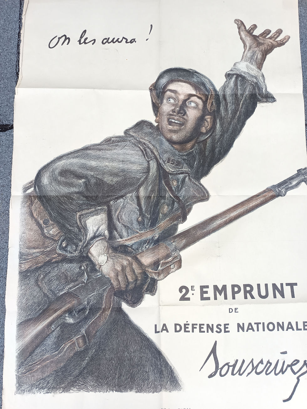 Miniature : 1198 AFFICHE 2 EMPRUNT "ON LES AURA"