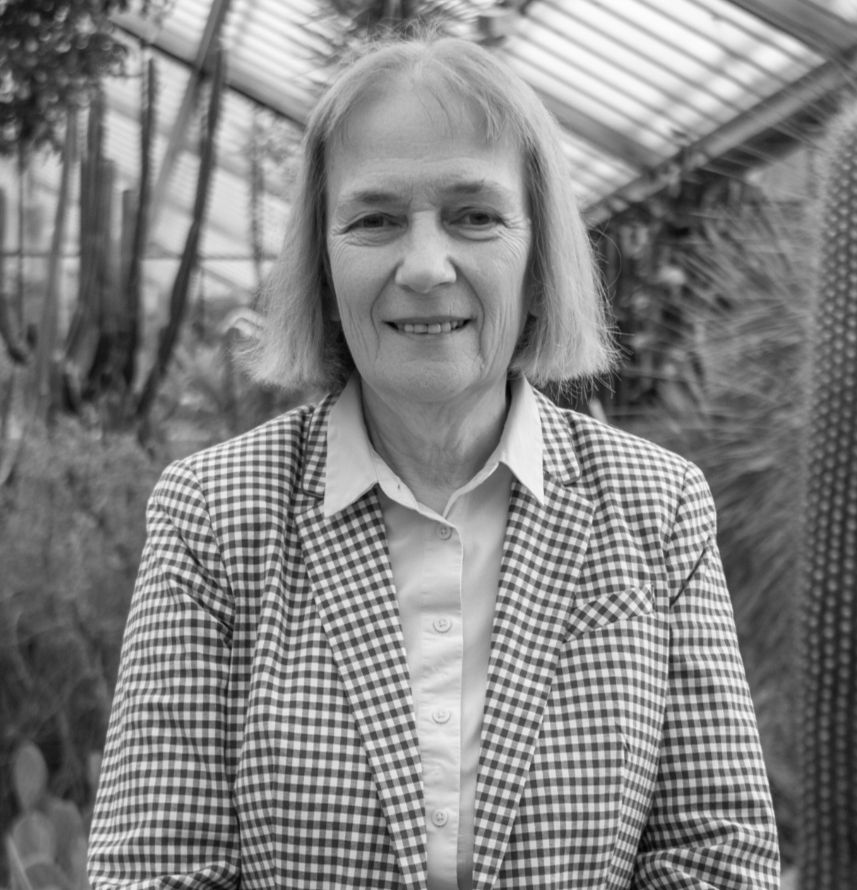 MONIQUE 2_edited.jpg