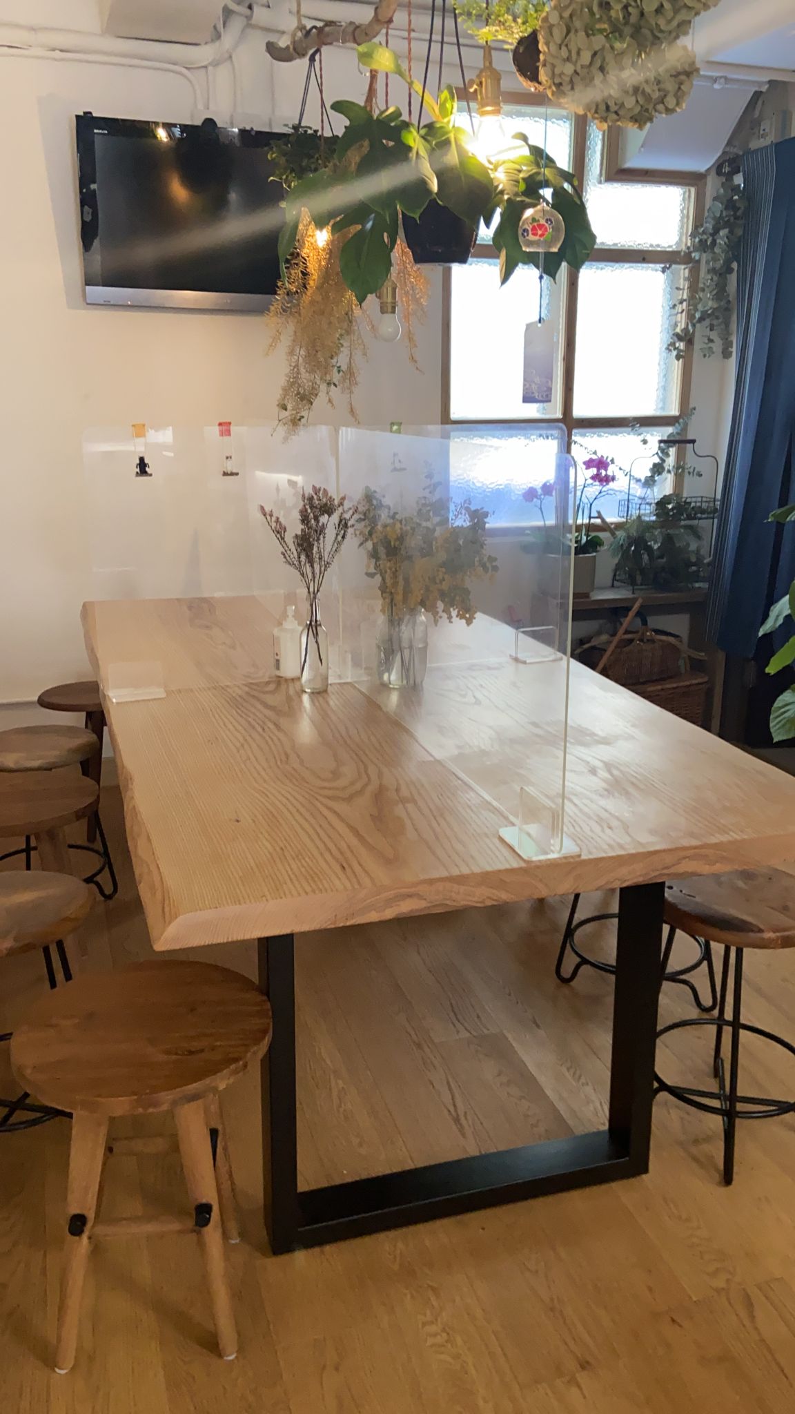 Ash lamination table, live edge