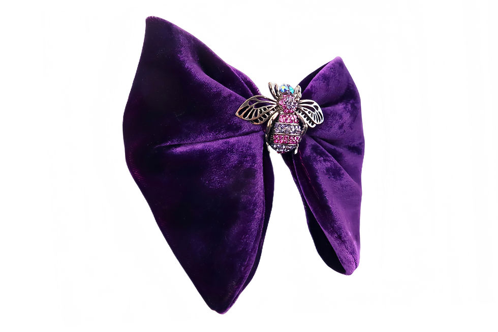 Thumbnail: Velvet bow tie with crystal pin