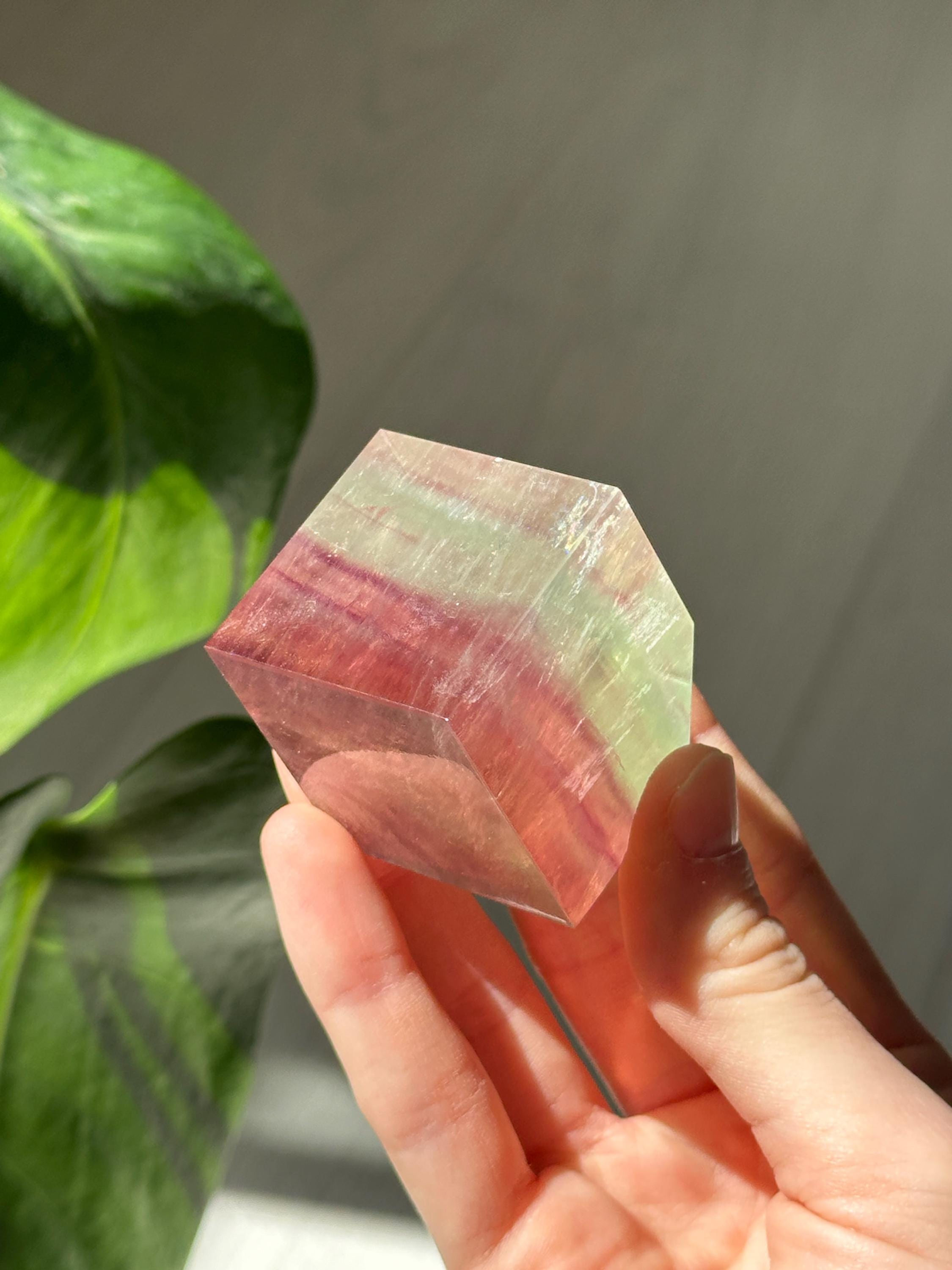 Candy Fluorite Cube Carving – Crystal for Clarity, Focus & Spiritual Balance