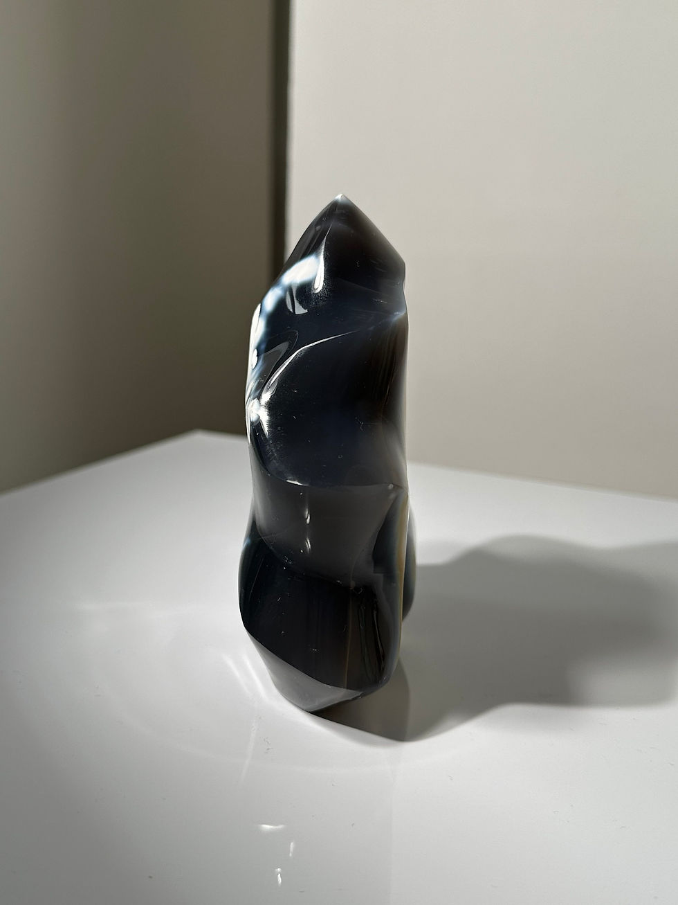 Thumbnail: Orca Agate Flame – Crystal for Communication, Healing & Emotional Release