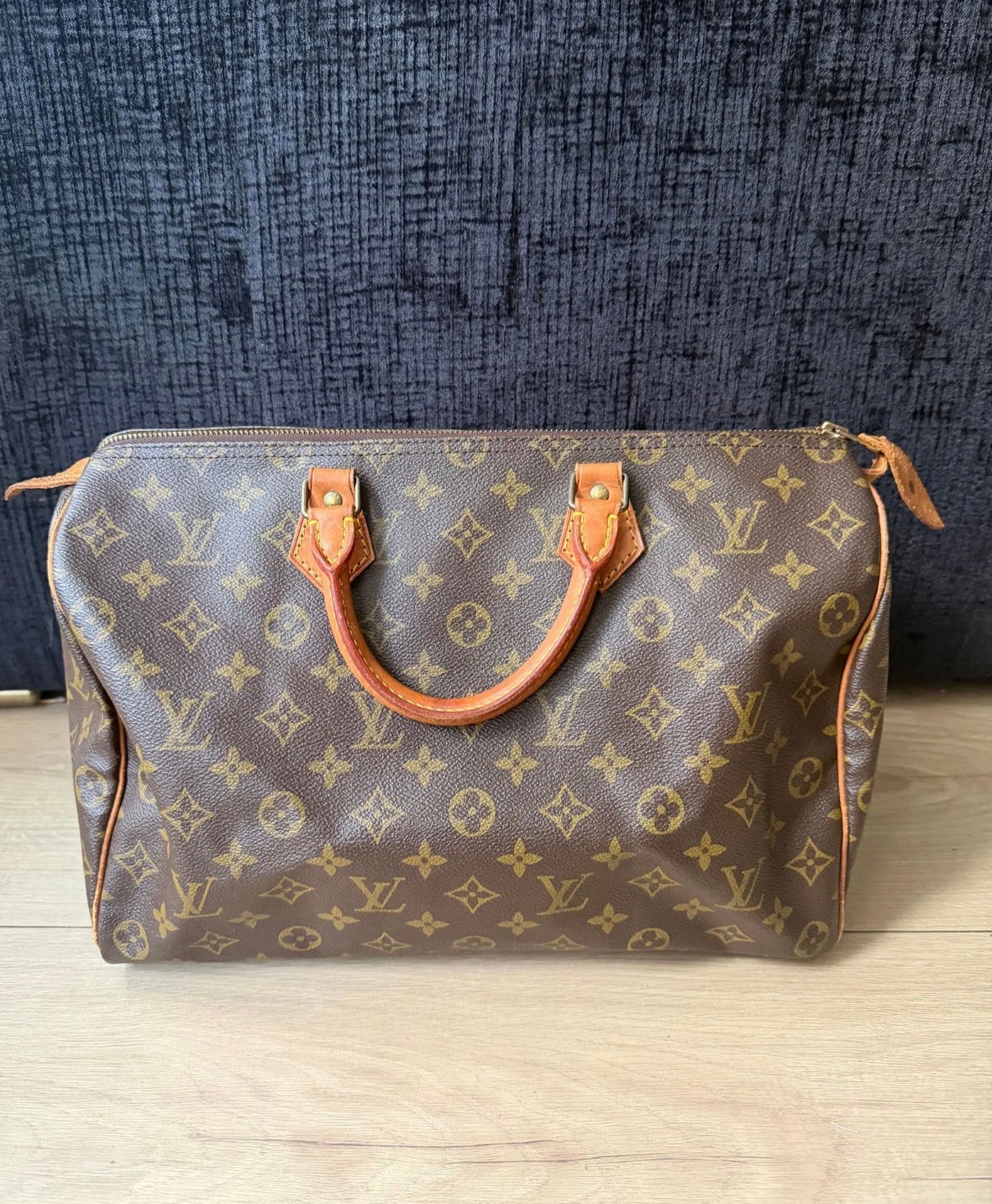 Louis Vuitton Speedy 35
