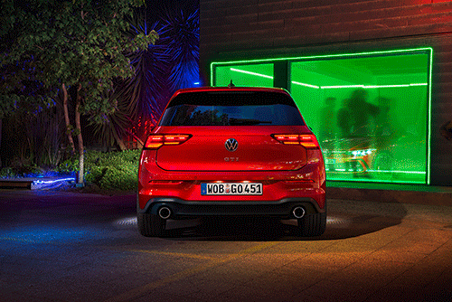 Anim_VW_Pegasus_GL5810_HIRES_RGB_Klein.gif