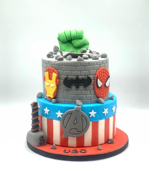 Cake Design Marvel.jpg