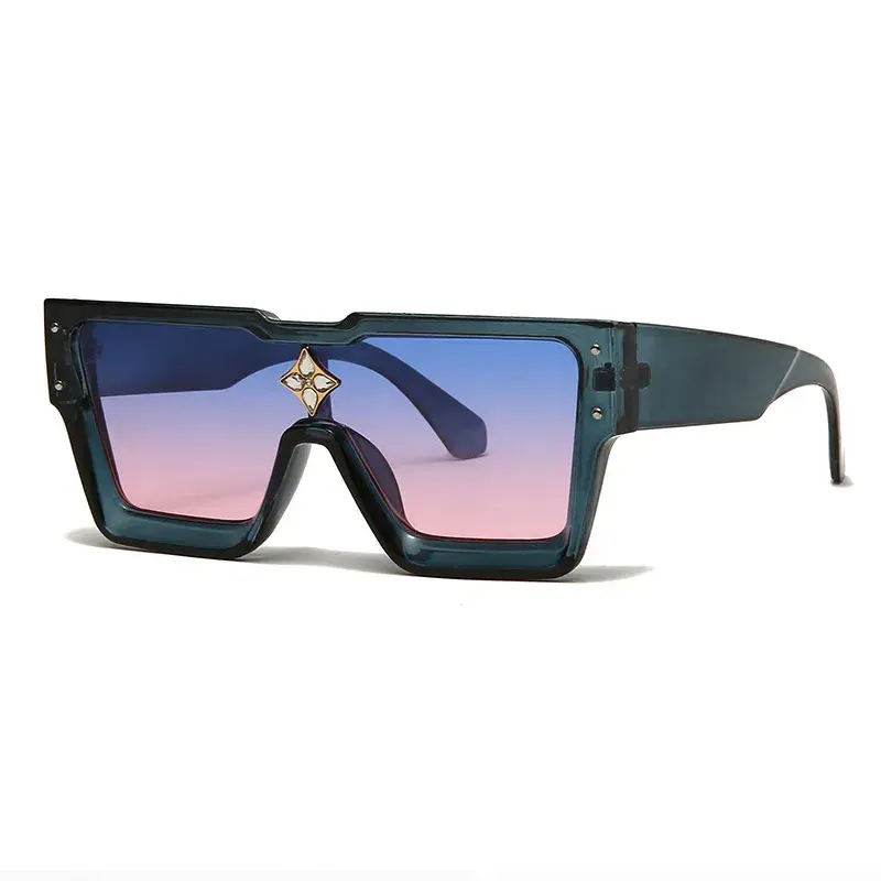 Thumbnail: Luxury Crystal Oversized Sunglasses