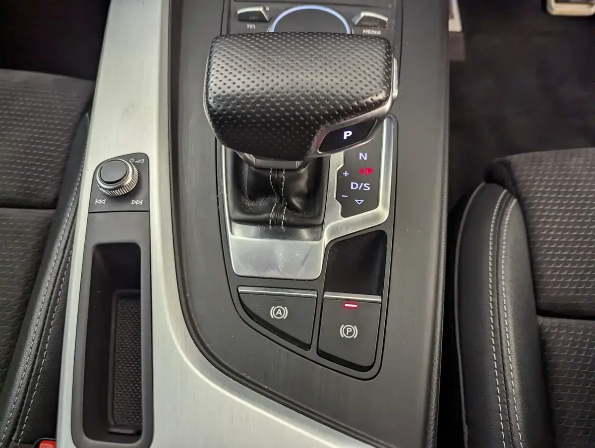 Audi A4 A5 S4 S5 RS4 RS5 Auto Hold 2016-2021 OEM