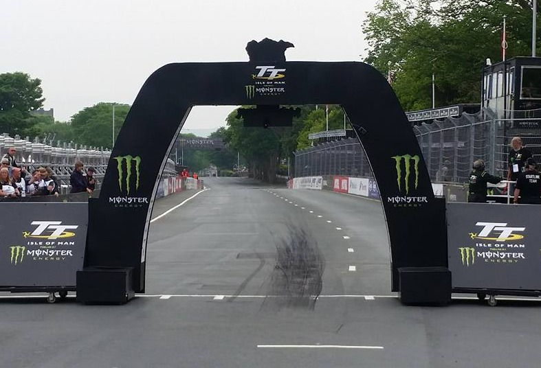 Monster TT Start Arch