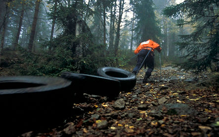 tire-pulling-borge-ousland.jpg