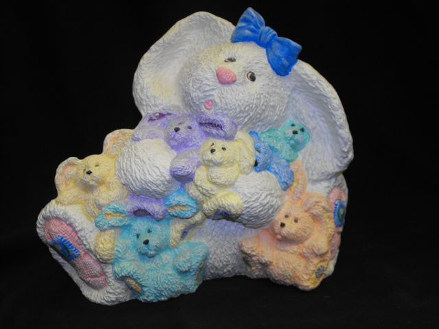 Gare Mama Bunnie