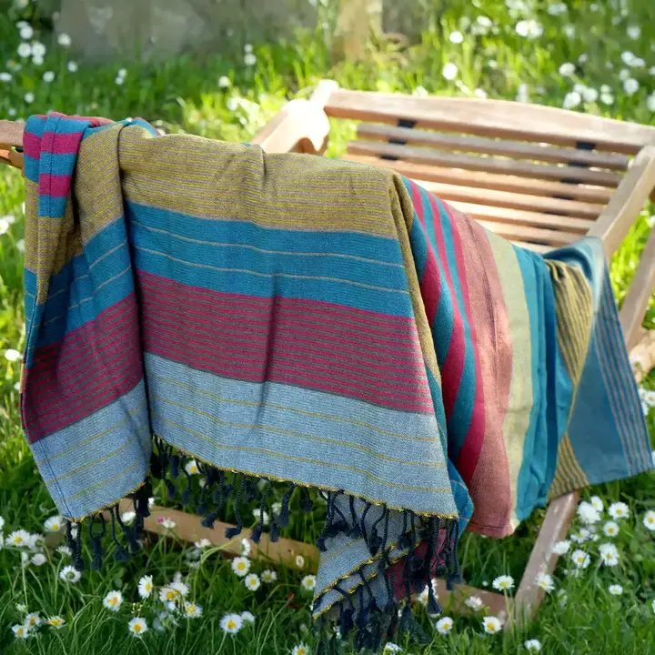 Thumbnail: Travel Towel Fouta Ebony, Red, Blue