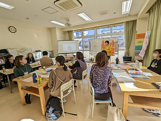 児童館でのプログラムの様子
