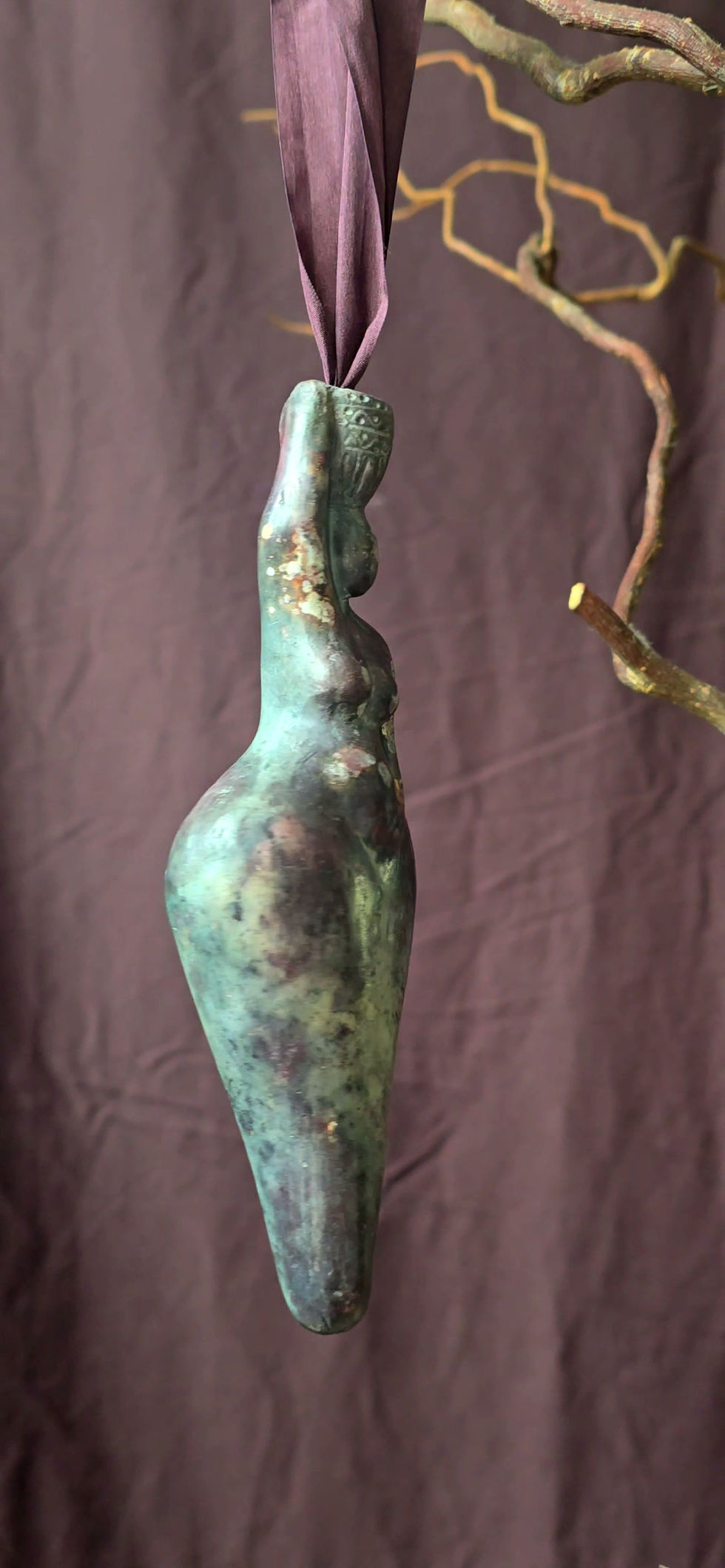 Thumbnail: Earth Mother Hanging Statuette 'Water bearer'