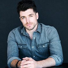 Dan Jeannotte headshot 1_edited.jpg