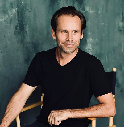 Melissa Joan Hart - Current headshot_Mar