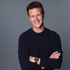 Scott Weinger headshot.jpeg