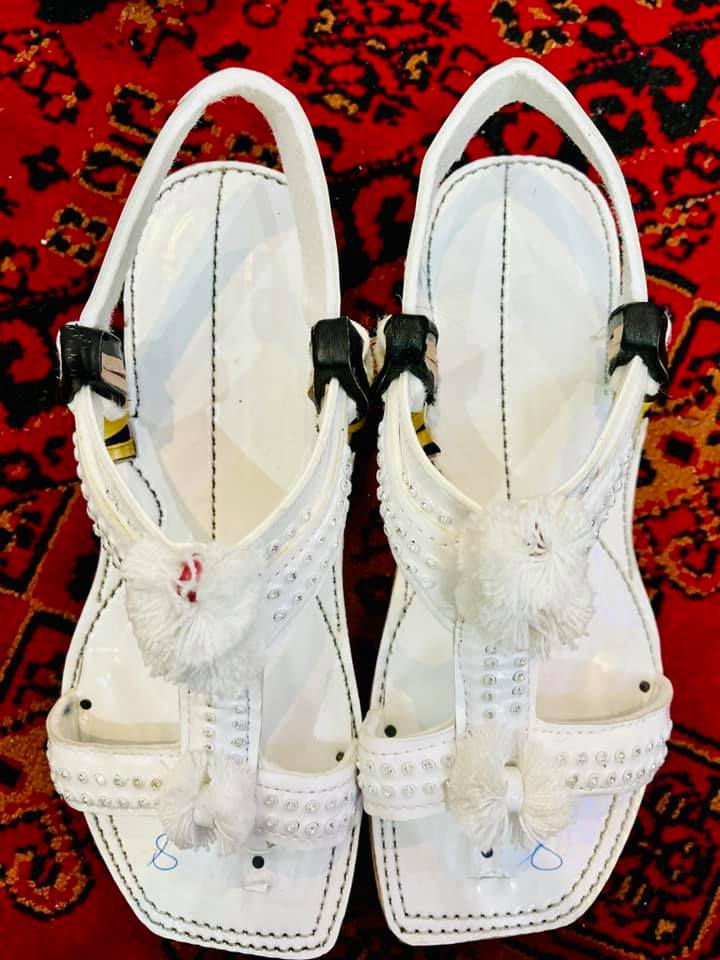 Thumbnail: Bannu Traditional chappal