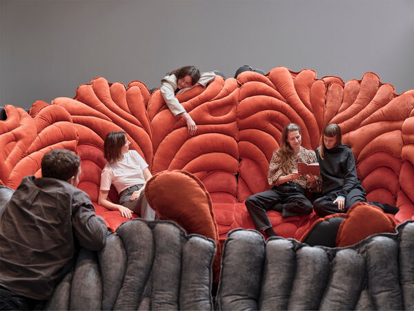 ĒTER (Kārlis Bērziņš, Dagnija Smilga, Niklāvs Paegle), Tulivuori / Volcano / Vulkan, 2025. Photo © Tuomas Uusheimo / Amos Rex