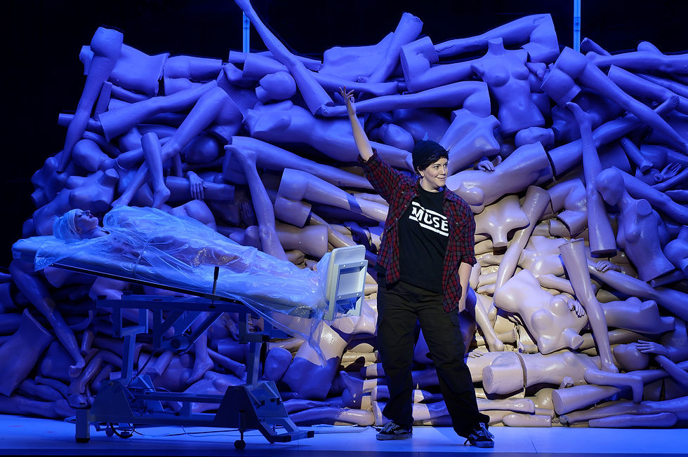 Hoffmann_240127_034_2500px (1).jpg