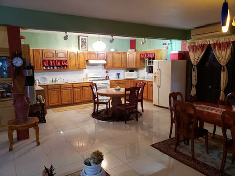 WhatsApp Image 2022-11-17 at 10.50.33 PM (7).jpeg