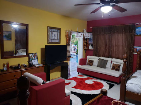 WhatsApp Image 2022-11-17 at 10.50.33 PM (5).jpeg