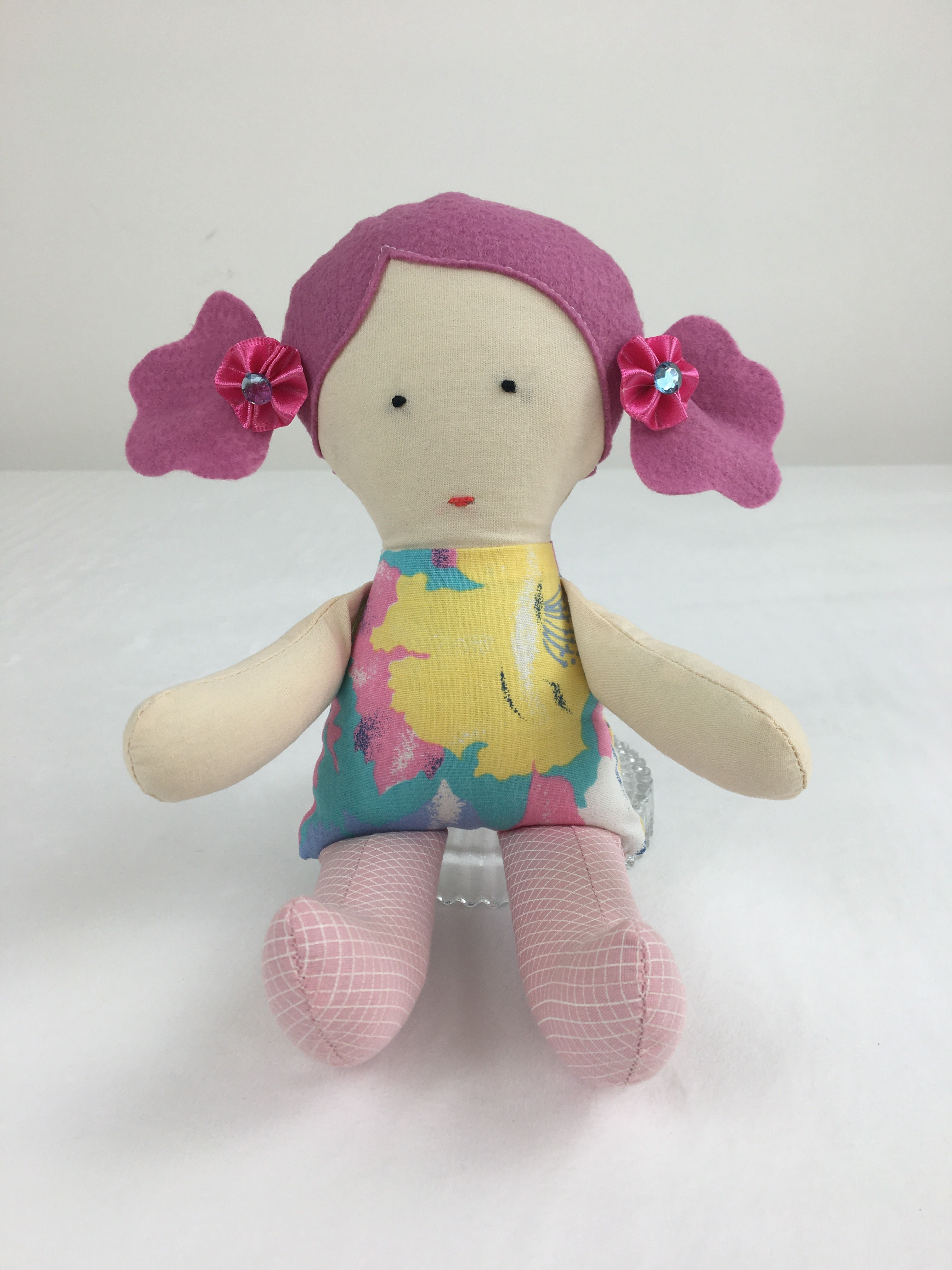 Boneca de Pano Cabelo Rosa