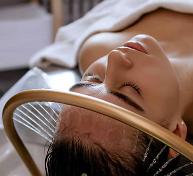 Head spa à Marseille – massage crânien avec eau et vapeur pour détente profonde