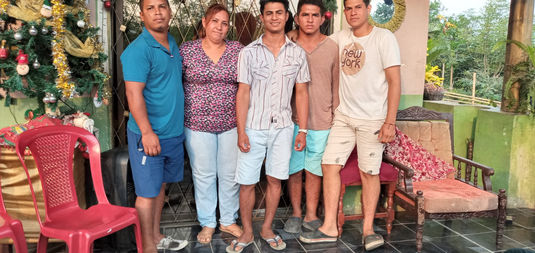 jóvenes de simón bolívar-guayas con axc