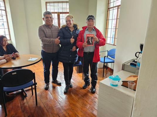 NUEVOS LIDERES SE SUMAN A AXC